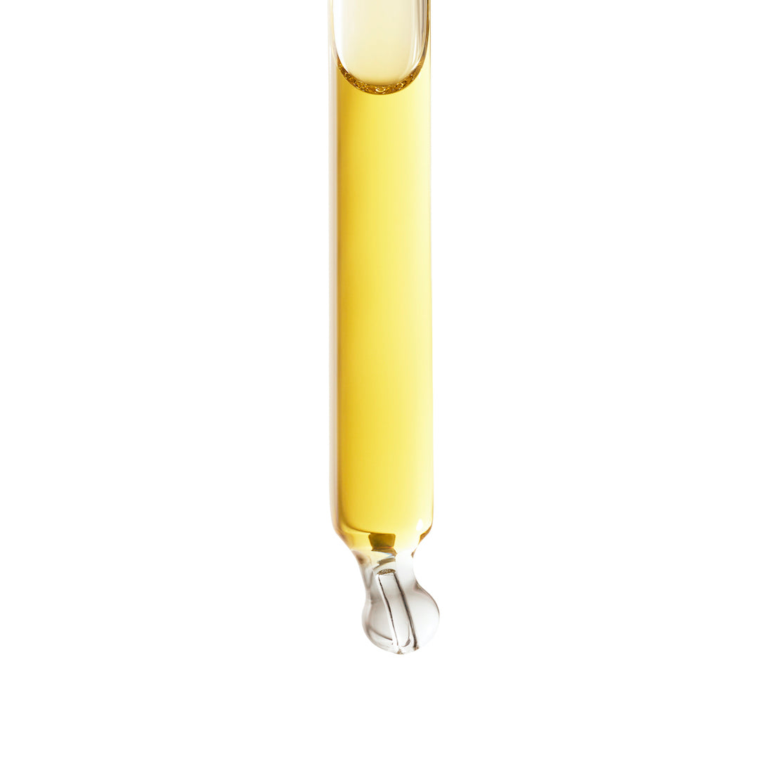 VINTNER'S DAUGHTER ACTIVE BOTANICAL SERUM Dropper Full of Product - Phyto Radiance Infusion process begins with nutrient-rich whole plants like Calendula, Lavender, Lemon Peel, and the super greens Alfalfa, Nettle and Dandelion - AILLEA