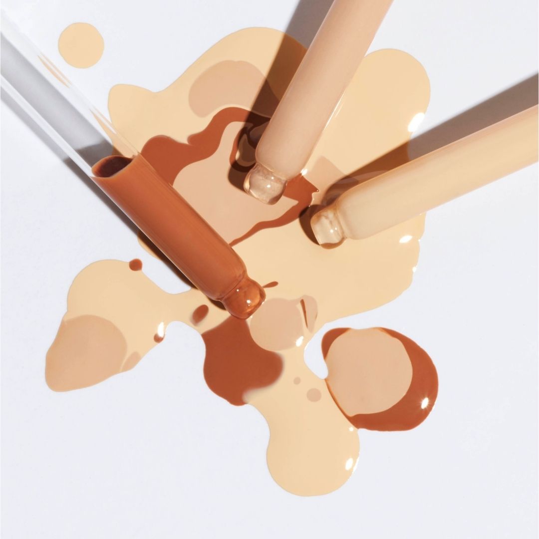 ILIA Super Serum Skin Tint SPF 40 Graphic Texture Dropper Product Shot - AILLEA