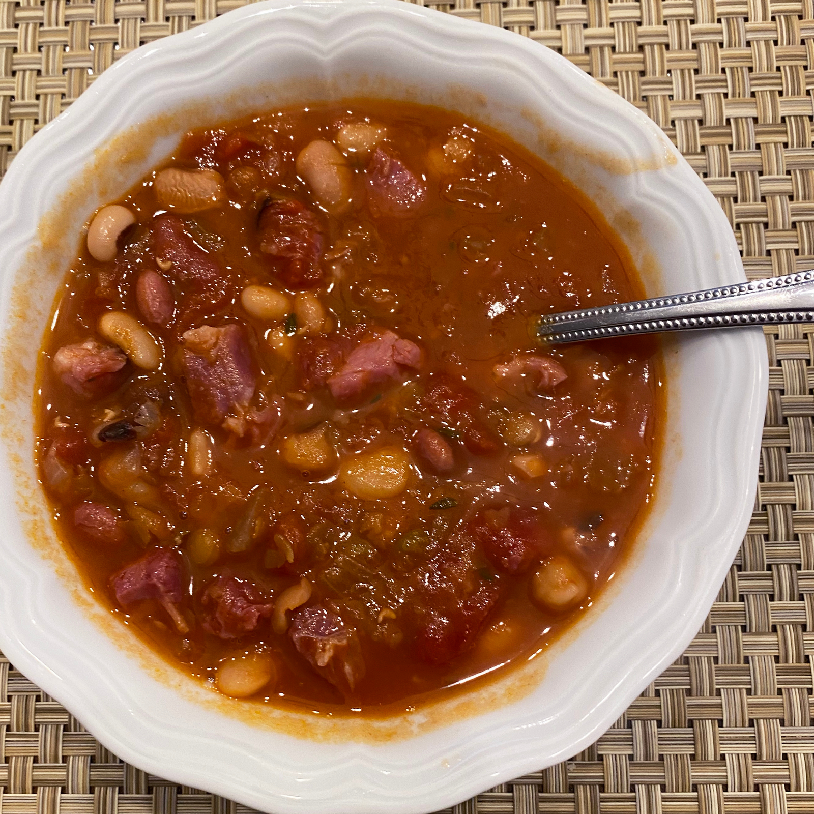 leona mae's ham and bean soup