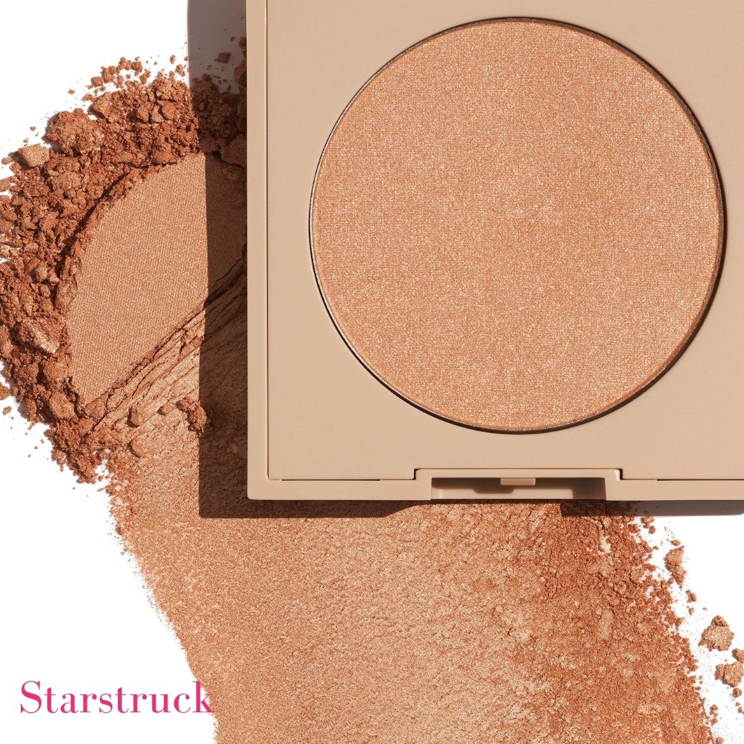 ILIA DayLite Highlighting Powder - Starstruck Deep Rose Gold Highlighter Powder Swatch and Packaging - AILLEA